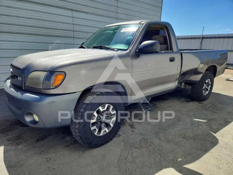 2004 Toyota TUNDRA photo