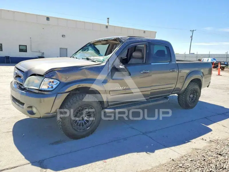 2004 Toyota TUNDRA photo