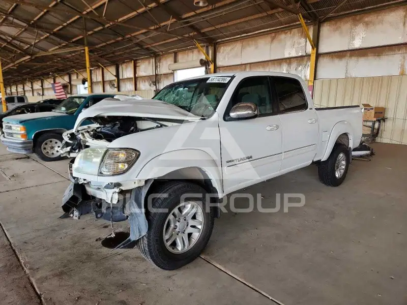 2004 Toyota TUNDRA photo
