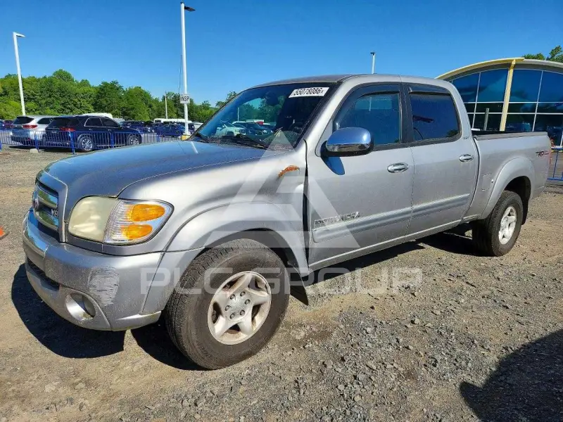 2004 Toyota TUNDRA photo