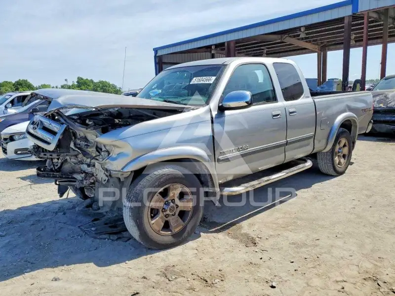 2004 Toyota TUNDRA photo
