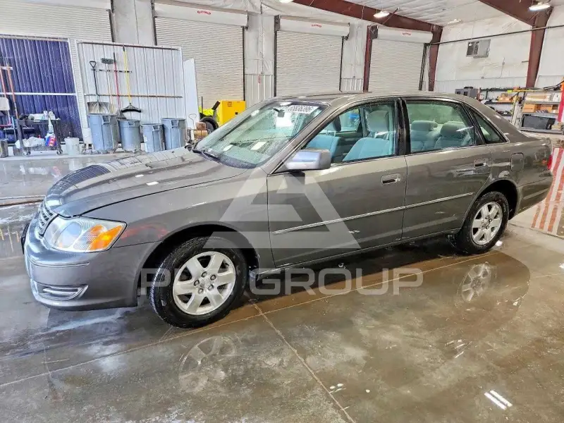 2004 Toyota AVALON photo