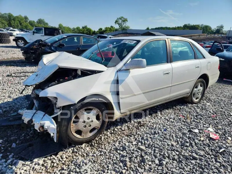 2004 Toyota AVALON photo