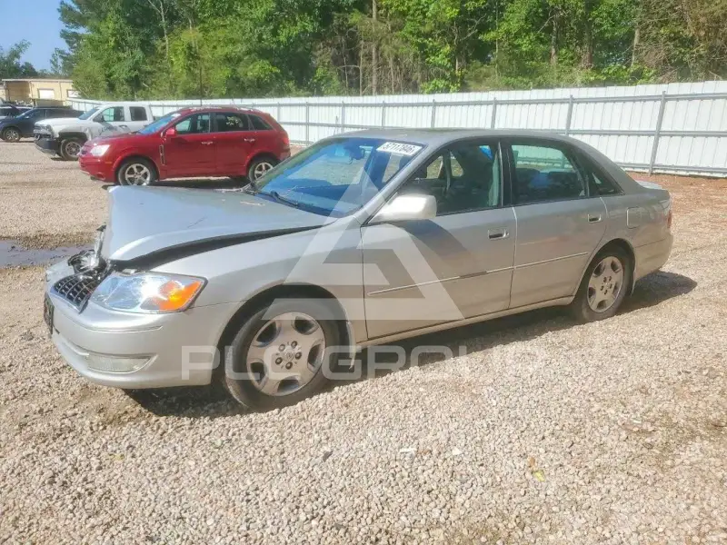 2004 Toyota AVALON photo