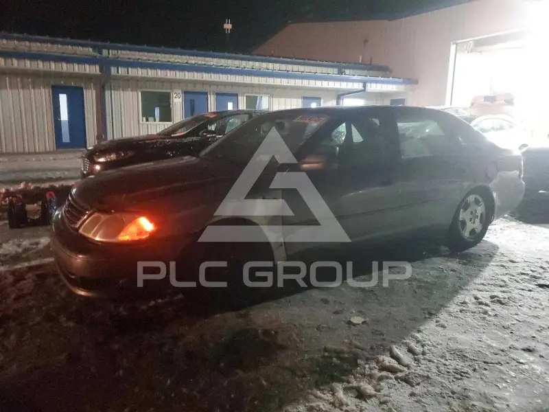 2004 Toyota AVALON photo