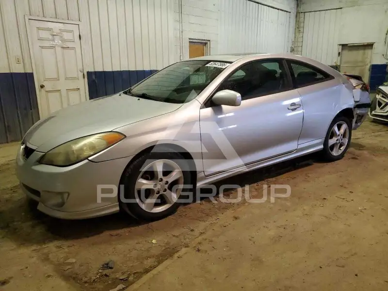 2004 Toyota CAMRY photo