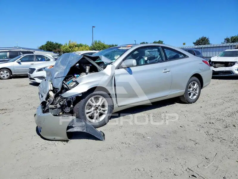 2004 Toyota CAMRY фото