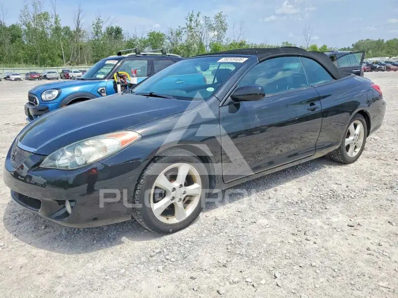 2004 Toyota CAMRY photo