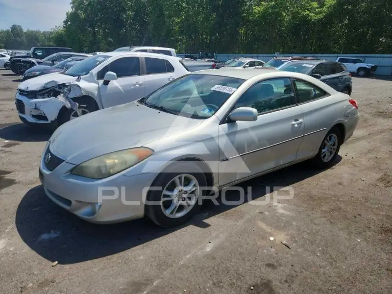 2004 Toyota CAMRY photo