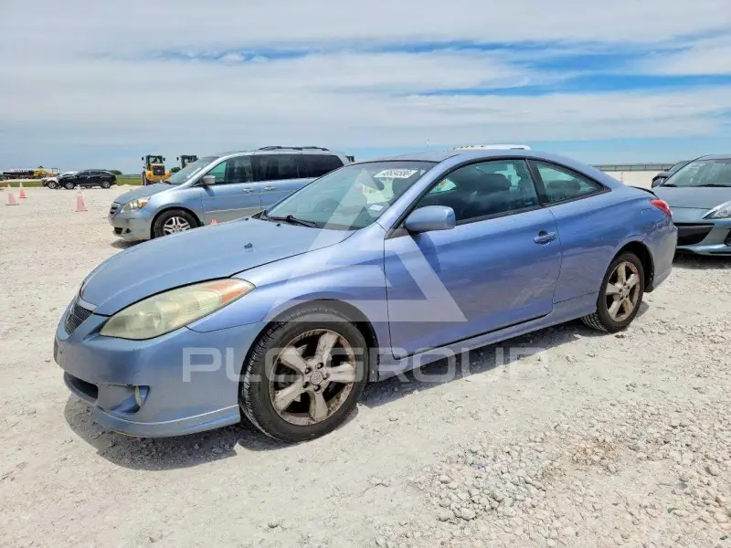 2004 Toyota CAMRY photo