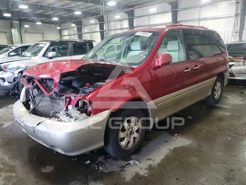 2004 KIA Sedona фото