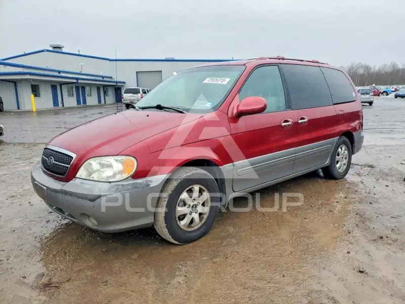 2004 KIA Sedona photo