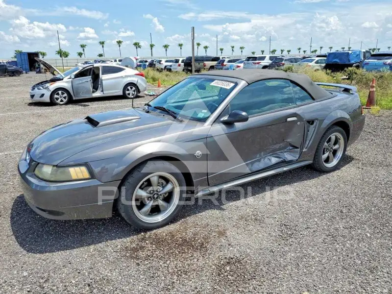 2004 Ford MUSTANG фото