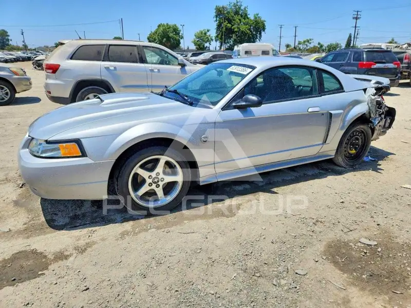 2004 Ford MUSTANG photo