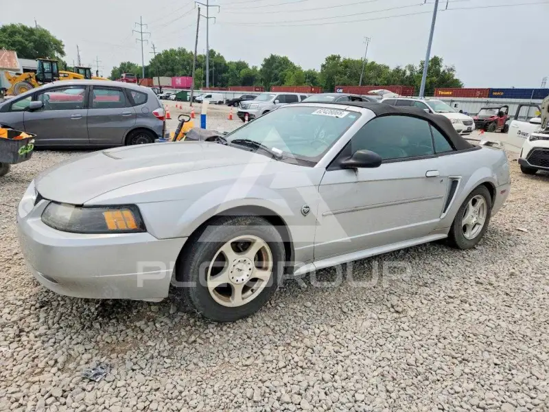 2004 Ford MUSTANG фото
