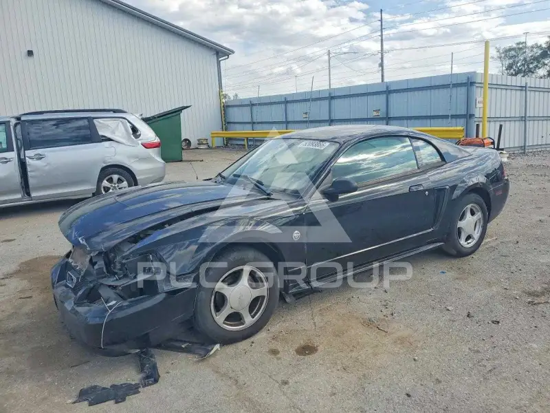 2004 Ford MUSTANG photo