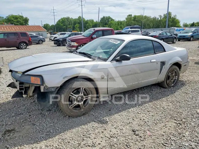 2004 Ford MUSTANG photo
