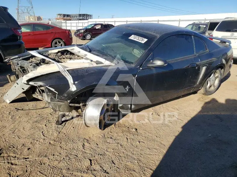 2004 Ford MUSTANG photo