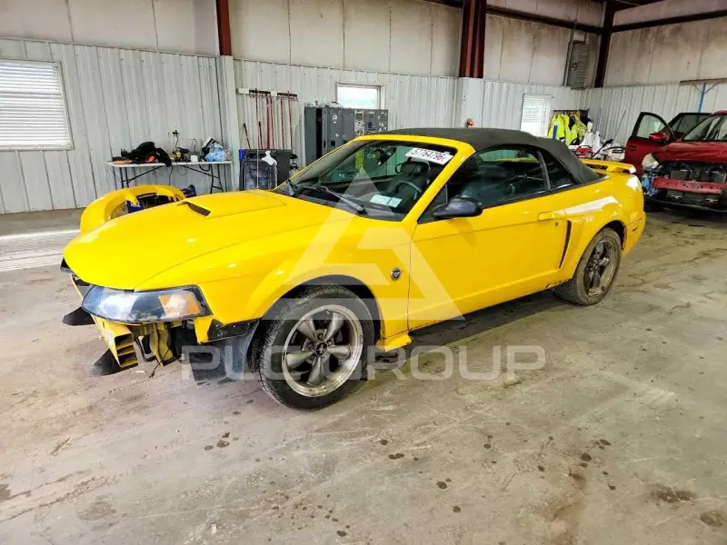 2004 Ford MUSTANG фото