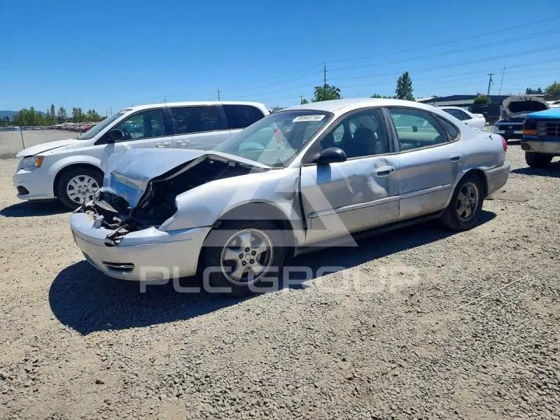2004 Ford TAURUS photo