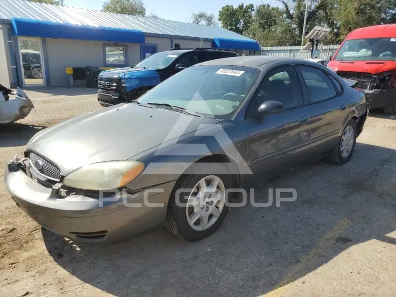2004 Ford TAURUS фото