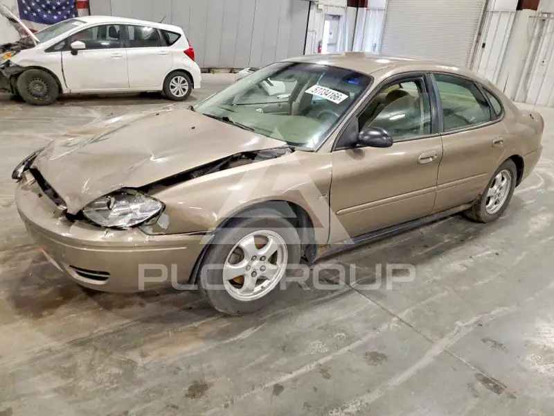 2004 Ford TAURUS фото