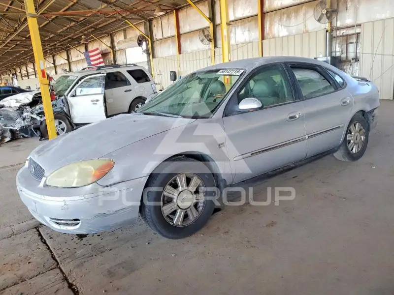 2004 Ford TAURUS photo