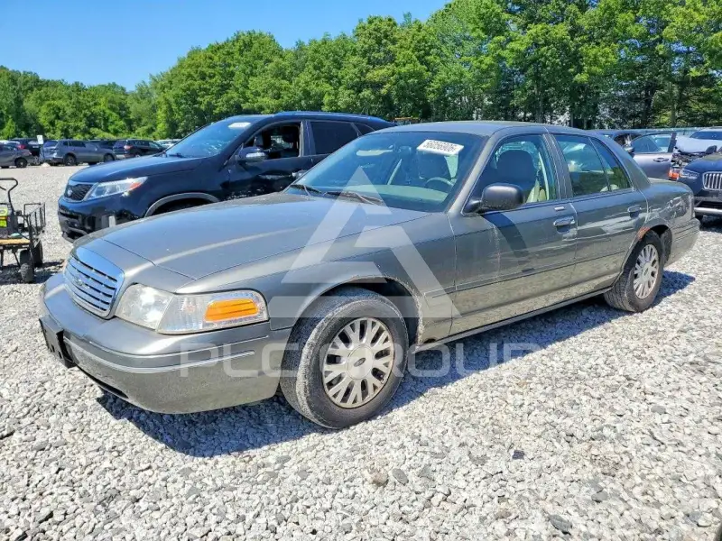 2004 Ford CROWN фото