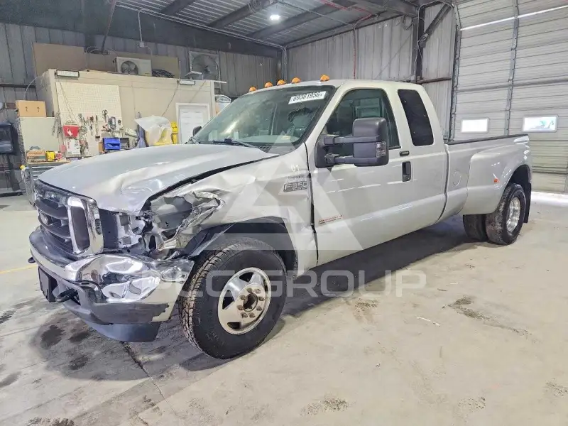 2004 Ford F-350 photo