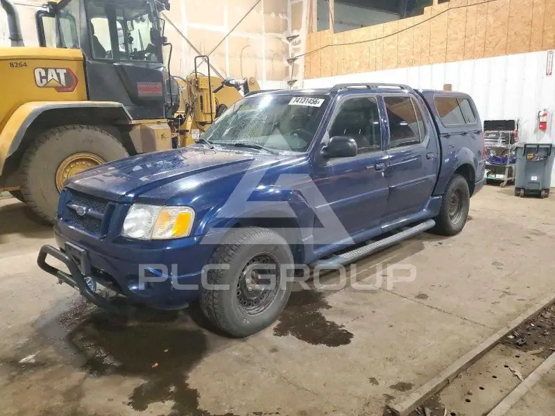 2004 Ford EXPLORER photo