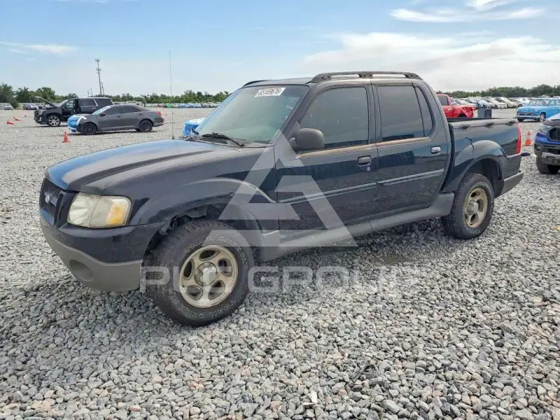 2004 Ford EXPLORER photo