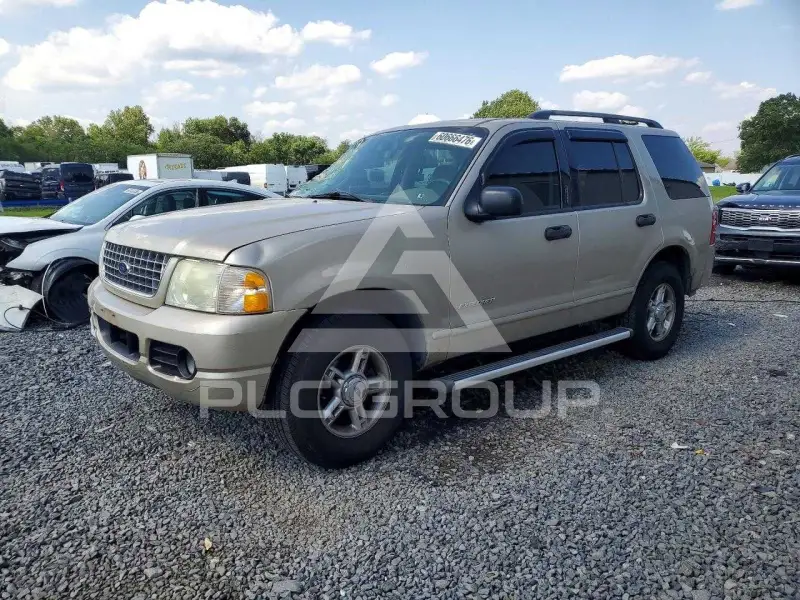 2004 Ford EXPLORER photo