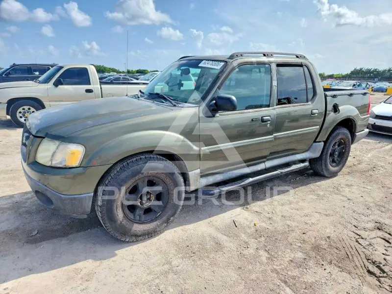 2004 Ford EXPLORER photo