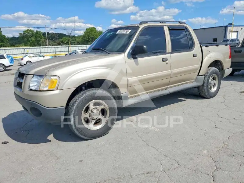 2004 Ford EXPLORER photo