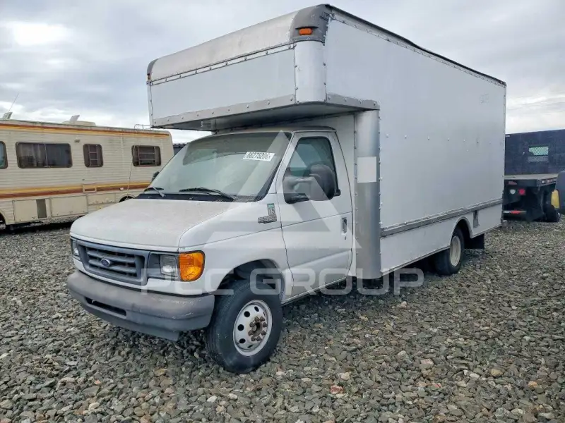 2004 Ford ECONOLINE фото