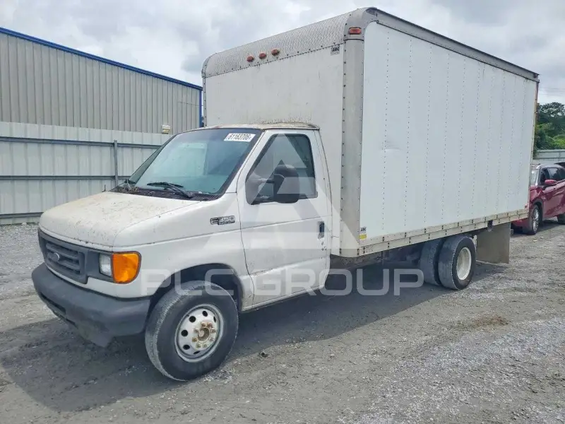 2004 Ford ECONOLINE photo