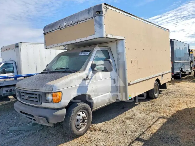 2004 Ford ECONOLINE photo