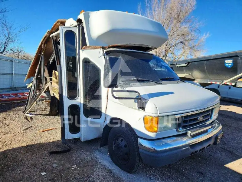 2004 Ford ECONOLINE фото