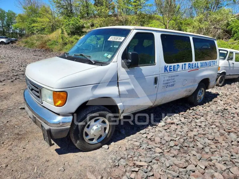 2004 Ford ECONOLINE фото