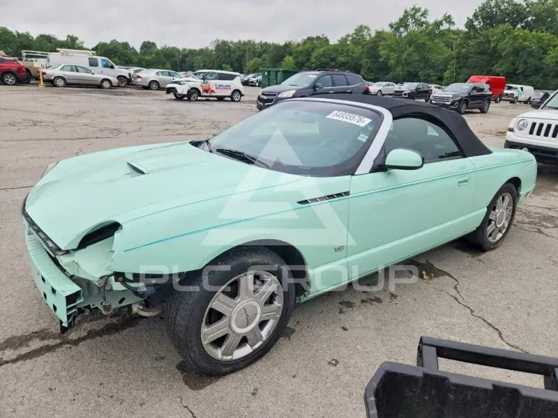 2004 Ford Thunderbird фото