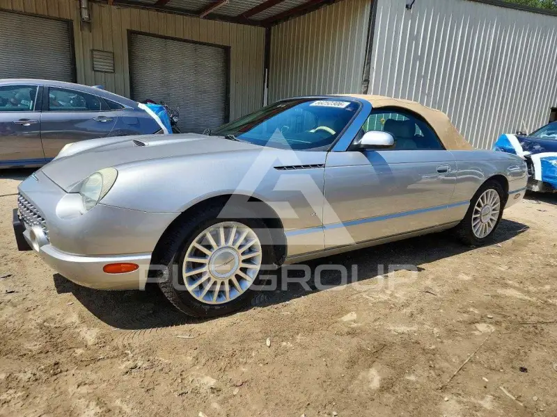 2004 Ford  photo