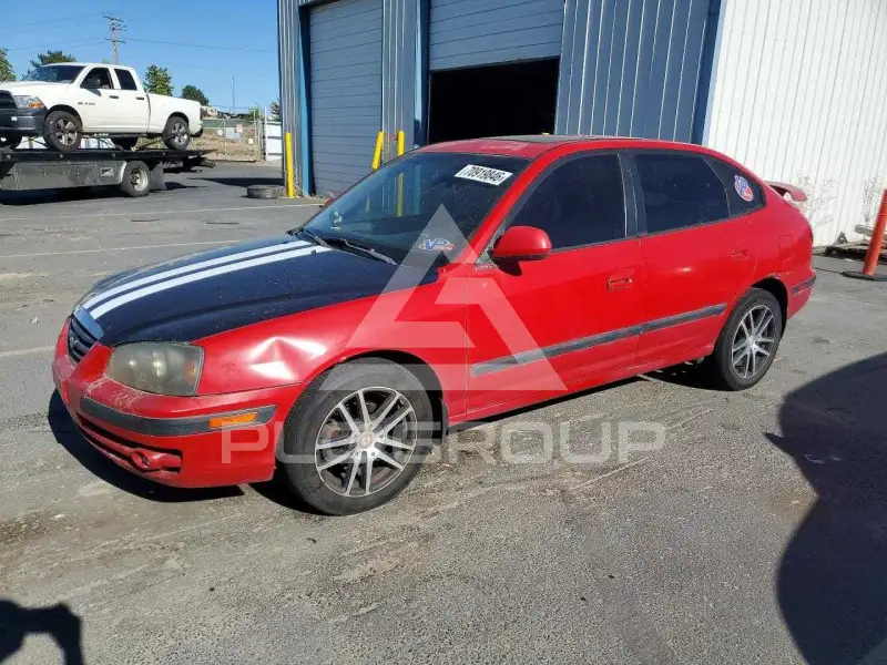 2004 Hyundai Elantra photo