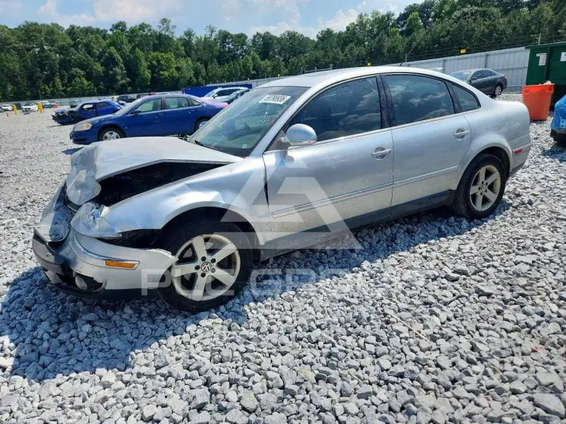 2004 Volkswagen Passat photo