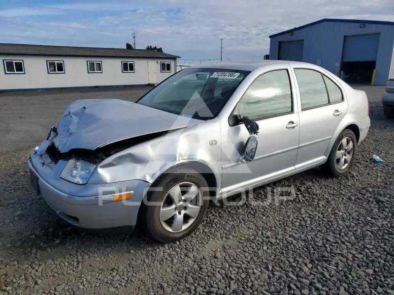 2004 Volkswagen Jetta photo