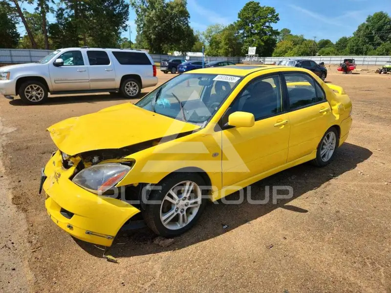 2005 Mitsubishi LANCER photo