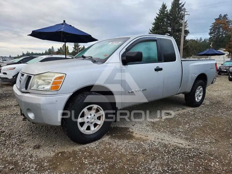 2005 Nissan TITAN photo