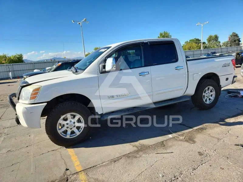 2005 Nissan TITAN фото