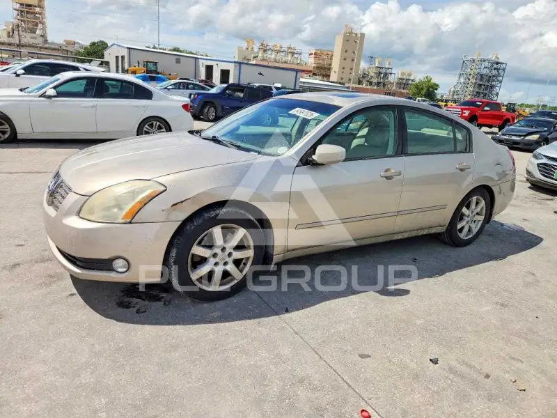 2005 Nissan MAXIMA photo