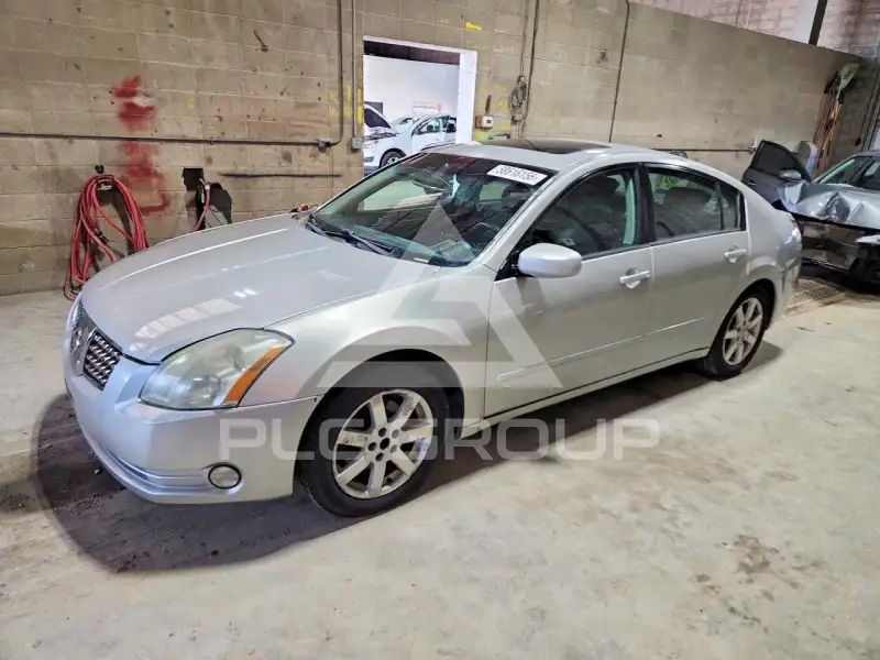 2005 Nissan MAXIMA photo