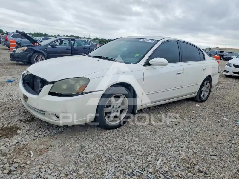 2005 Nissan ALTIMA photo